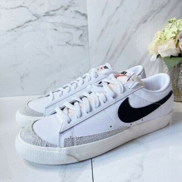 NEW Nike Blazer Low '77 Mens Low Top Sneaker Vintage White Black Leather US 11 - Picture 4 of 9